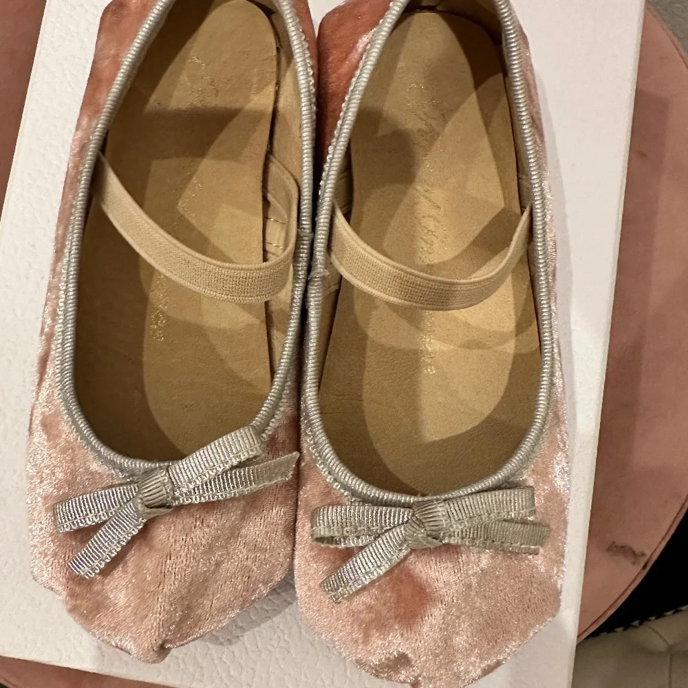Girls Pink Velvet Ballet Flats with Bow